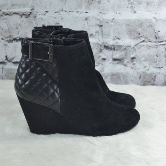 bcbg ankle boots